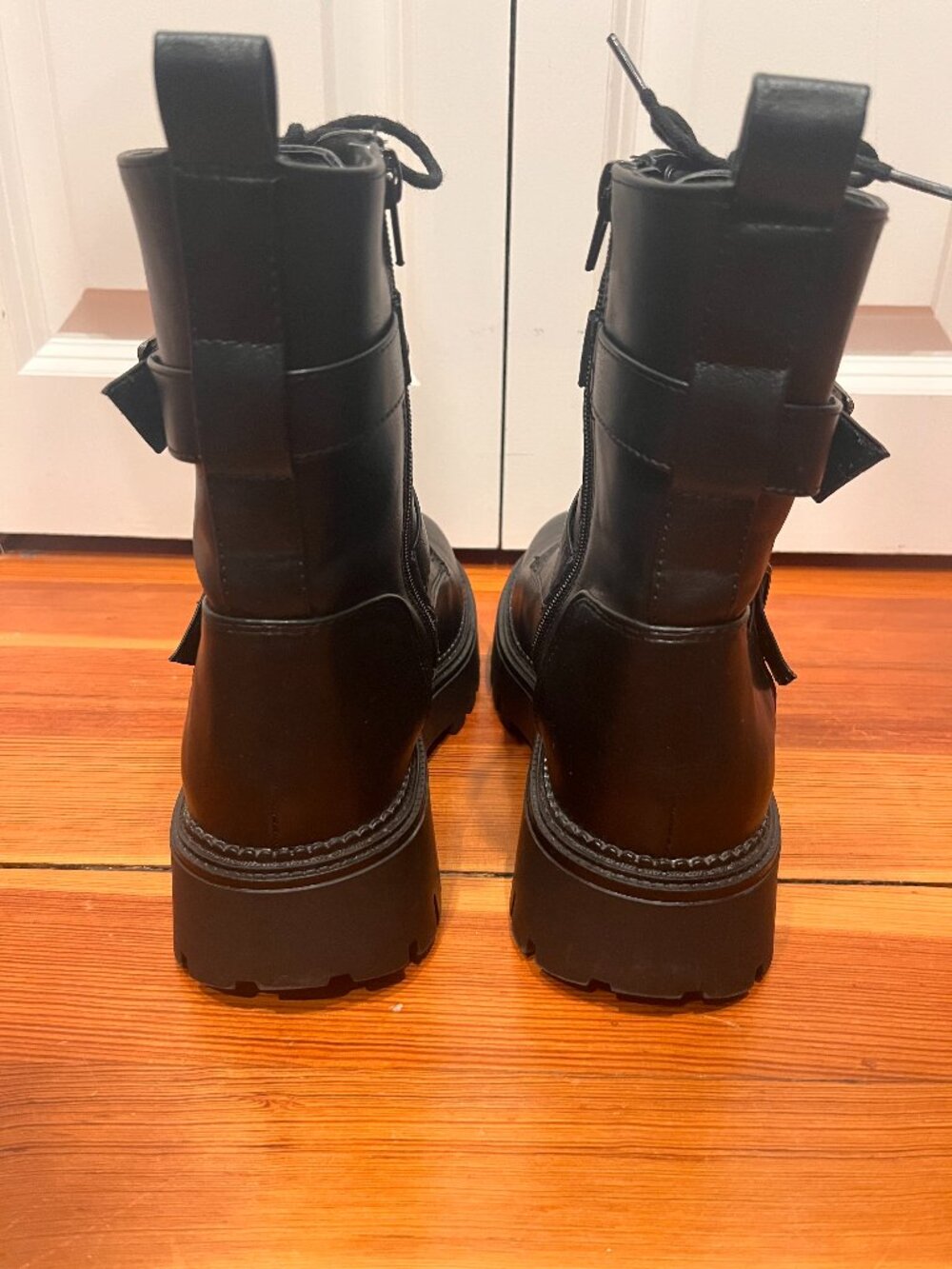 Sincerely Jules Black Combat Moto Boots Silver Buckle Detail Women's Size 7.5 - Picture 7 of 7